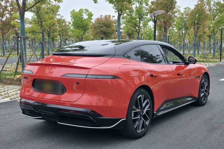 Used Avatr 06 2025 Pro Range-Extended Edition Exterior 3