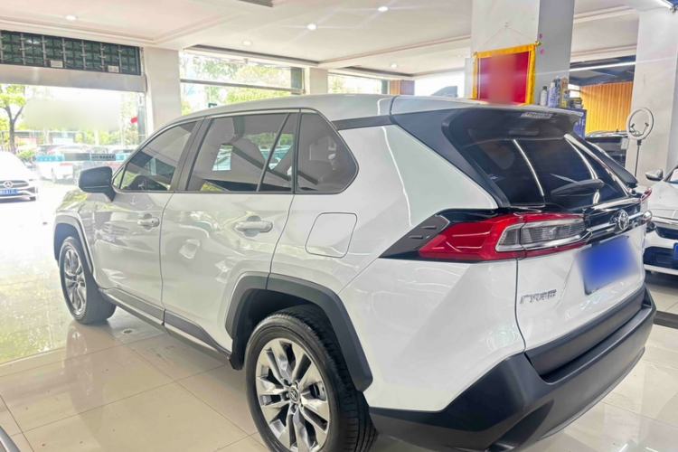 Used Toyota Wildlander 2023 2.0L CVT Two-Wheel Drive Leading Edition