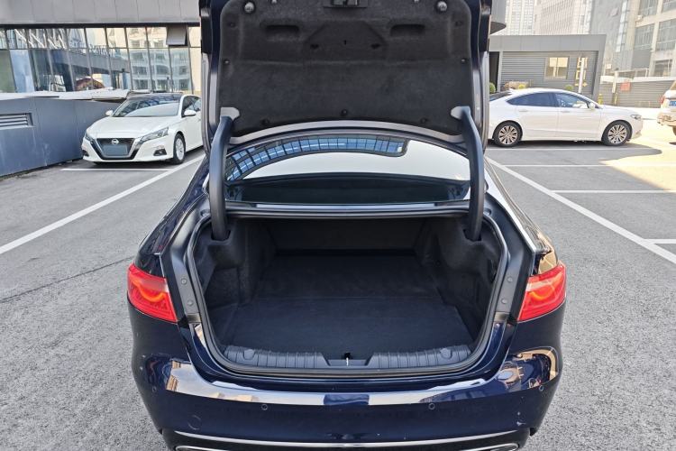 Used Jaguar XFL 2020 XFL 2.0T P200 Two-Wheel-Drive Elite Edition
