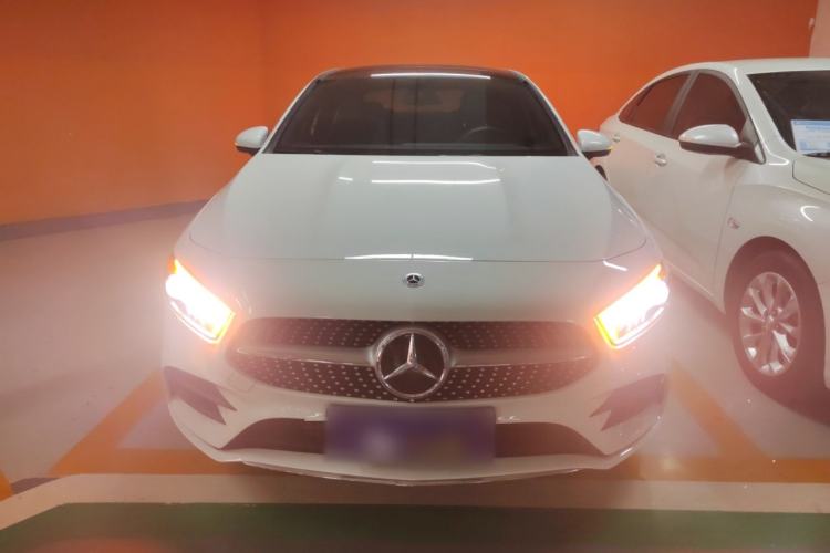 Used Mercedes-Benz A-Class 2022 Revised Version A 200 L Sport Sedan Fashionable Style
