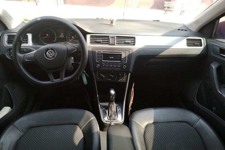 Used Volkswagen Santana 2015 Haval H6 1.6L Automatic Comfort Model Center Console