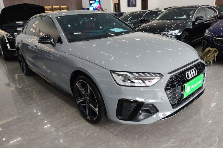 Used Audi A4L 2024 40 TFSI Luxury Dynamic Edition Front Right 45 Deg