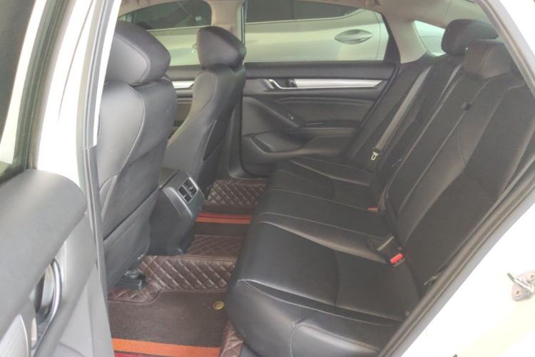 Used Honda Accord 2018 260TURBO Luxury Edition China VI Left Rear Seat