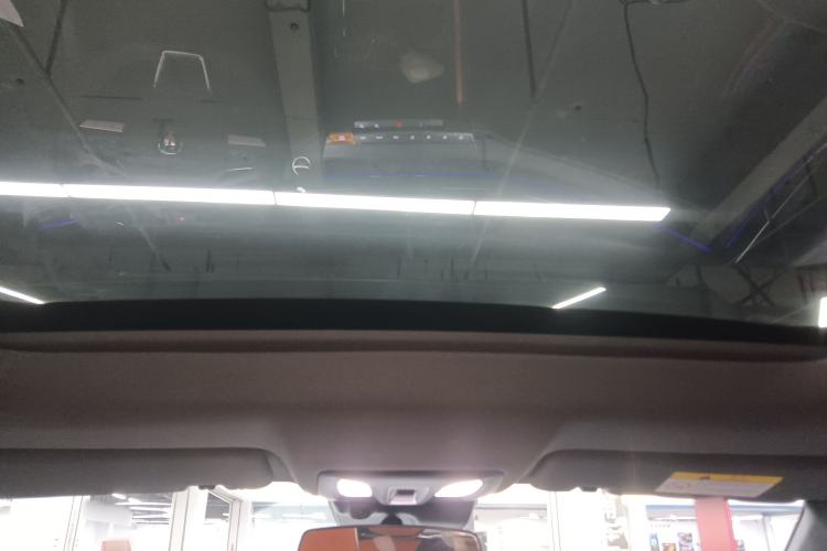 Used Changan UNI-V 2022 1.5T Prestige Version
