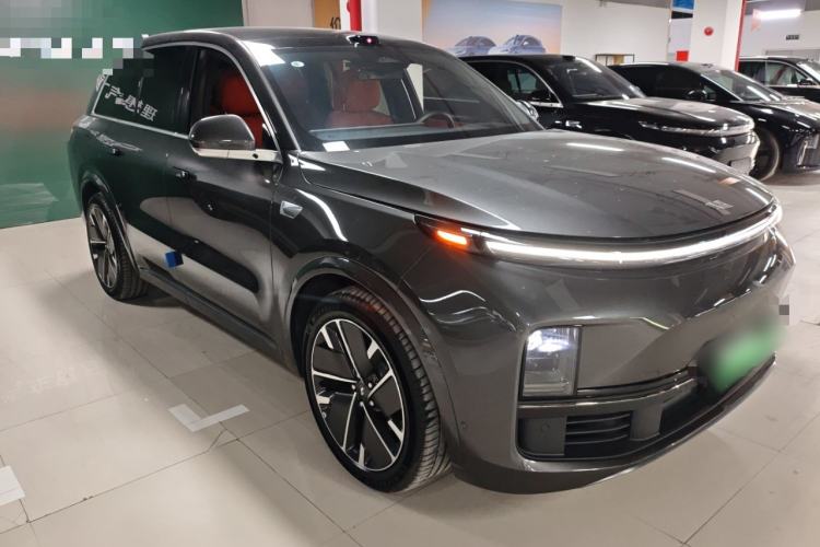 Used Li Auto L8 2025 Max Smart Refresh Edition Front Right 45 Deg