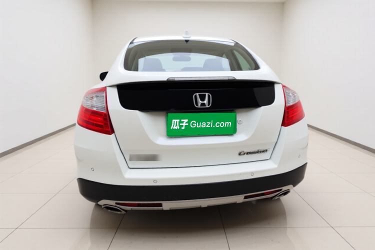 Used Honda Crosstour 2014 2.4L Luxury Edition Exterior 4