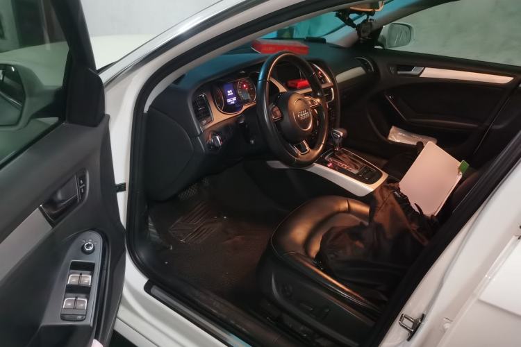 Used Audi A4L 2013 35 TFSI Automatic Standard Model
