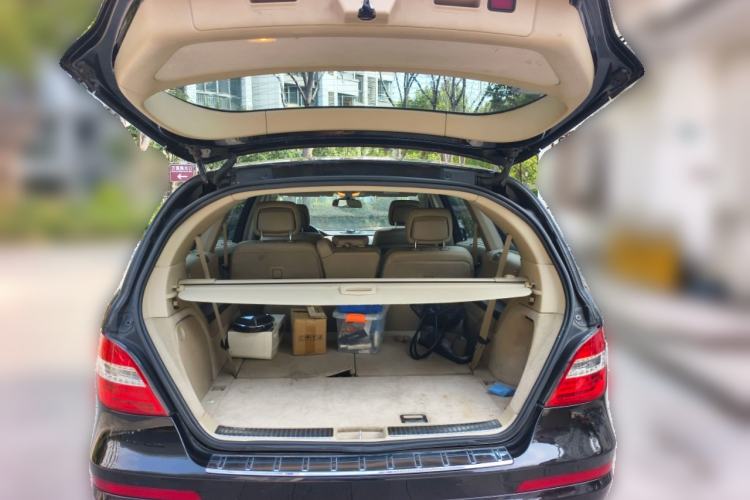 Used Mercedes-Benz R-Class 2011 R 300 L Business Model