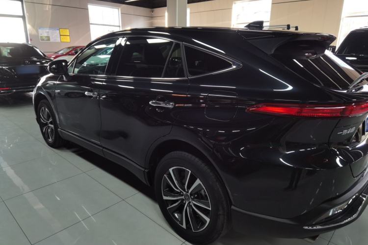 Used Toyota Harrier 2022 Dual-Engine 2.5L CVT Two-Wheel Drive Luxury Edition
