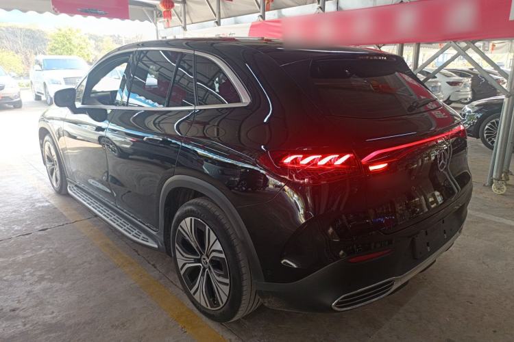 Used Mercedes-Benz EQE SUV 2024 500 4MATIC Luxury Edition Rear Left 45 Deg