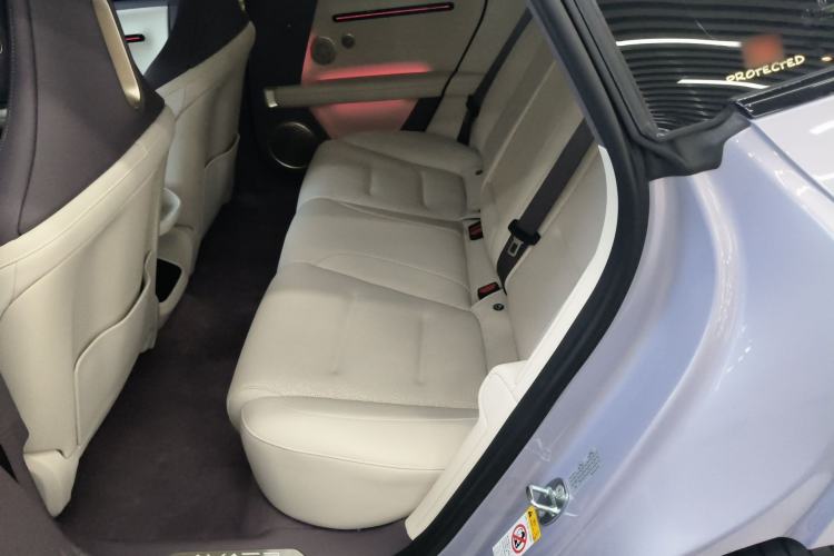 Used Avatr 06 2025 Pro Range-Extended Edition Left Rear Seat