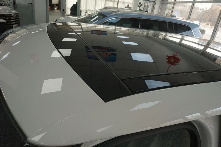 Used Land Rover Range Rover Evoque 2026 Model Range Rover Velar L SE
