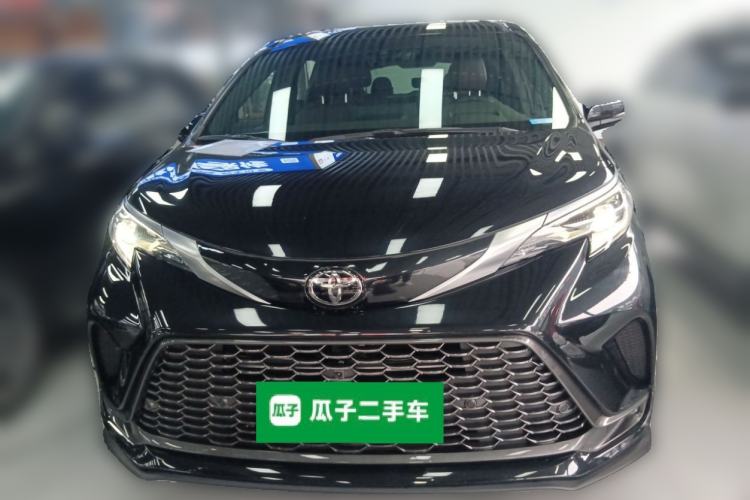 Used Toyota Granvia 2024 2.5L Hybrid Prestige PLUS Four-Wheel Drive Version Front