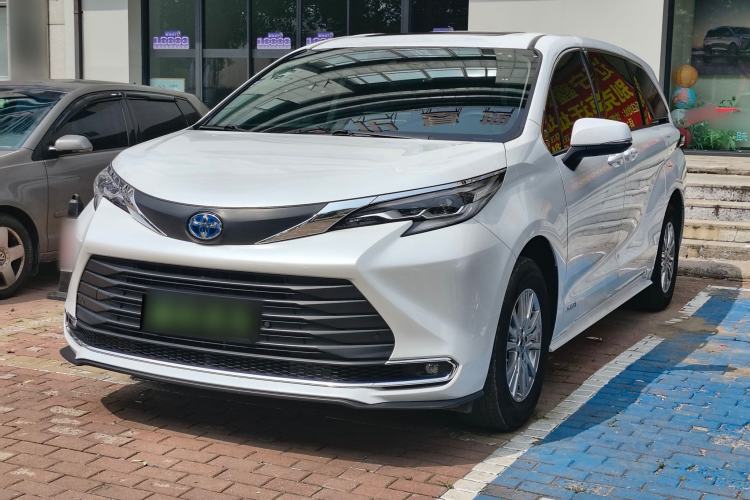 Used Toyota SIENNA 2023 2.5L Hybrid Comfort Edition