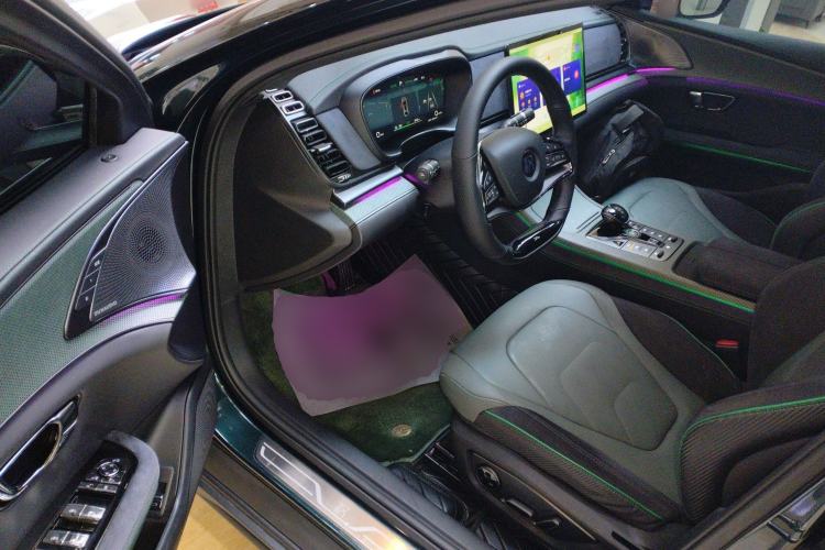 Used BYD Han 2022 EV 610 km All-Wheel-Drive Qianshan Cui Limited Edition
