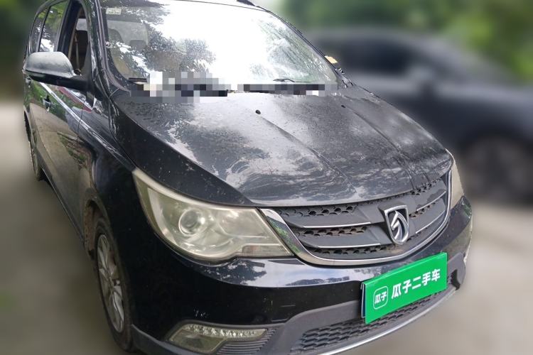 Used Baojun 730 2014 1.5L manual Comfort version 7 seats
