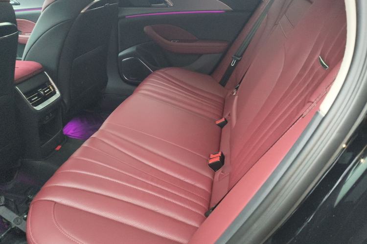 Used Hongqi H5 2024 2.0T Automatic Smart Connect Flagship Edition Left Rear Seat