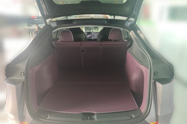 Used Tesla Model Y 2025 Rear-Wheel Drive First Edition
