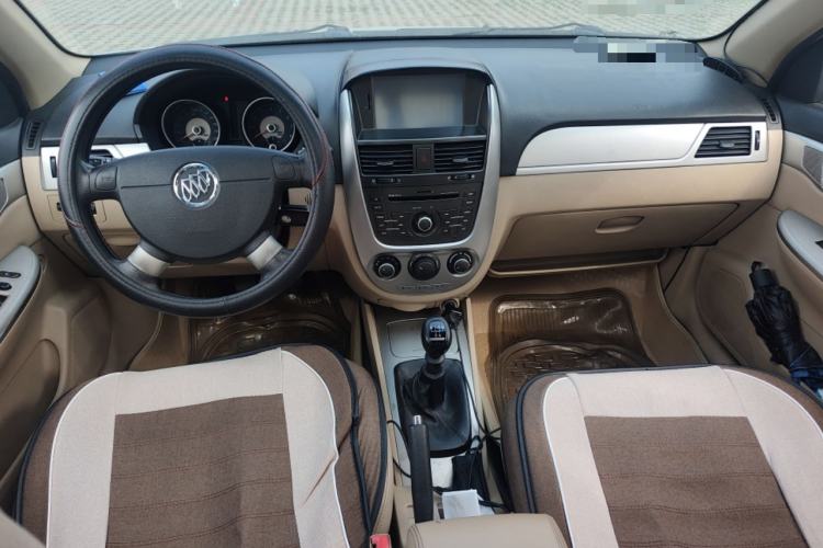 Used Buick Excelle 2013 1.5L Manual Classic Model
