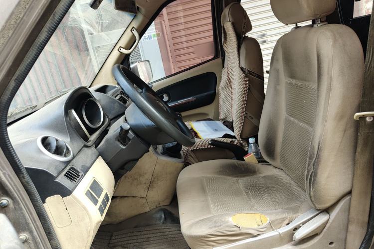 Used CHANGAN KAICHENG Ruixing M70 2017 1.5L Comfort-Style Liftback Door DAM15DL Left Front Seat