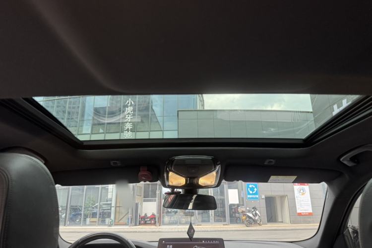 Used BMW 5 Series 2022 525i M Sport Package Roof