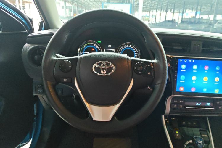 Used Toyota Levin 2017 Revised Dual-Engine 1.8H GS E-CVT Elite Sunroof Version China V Standard Steering Wheel