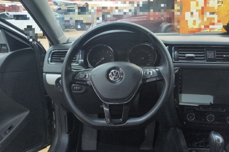 Used Volkswagen Sagitar 2018 1.6L Automatic Comfort Model Steering Wheel