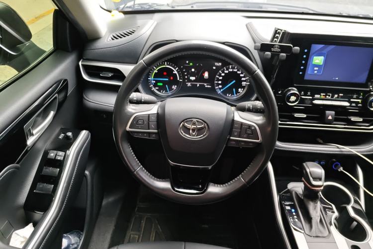 Used Toyota Highlander 2022 Dual-Engine 2.5L Four-Wheel Drive Luxury Edition 7 Seats