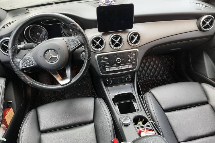 Used Mercedes-Benz CLA 2019 CLA 200 Sport Edition Center Console