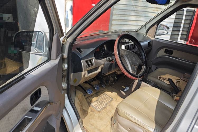 Used Wuling Rongguang 2012 1.2L Extended Basic Version LJY