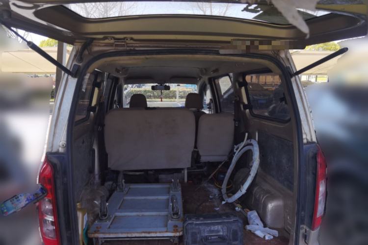 Used Wuling Hongguang V 2019 1.5L Jingqu Version China VI LAR