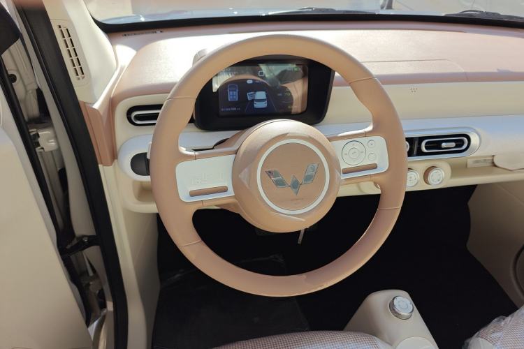 Used Wuling Hongguang MINIEV 2024 3rd Generation 215km Youth Edition