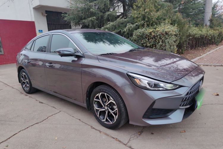 Used MG 5 2022 180 DVVT CVT Youth Style Edition
