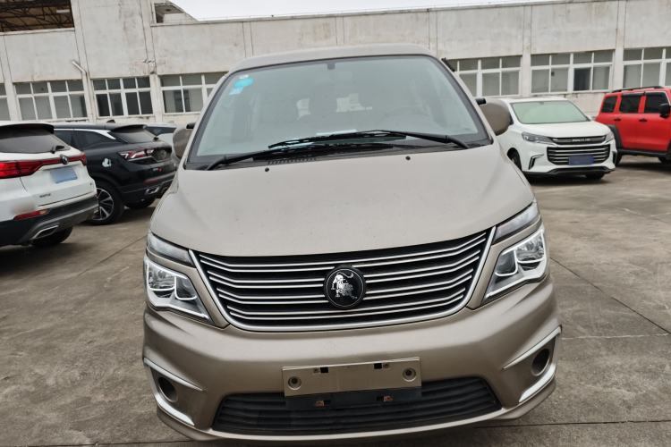 Used FORTHING Lingzhi 2022 M5L 1.6L Utility Model 7 Seats
