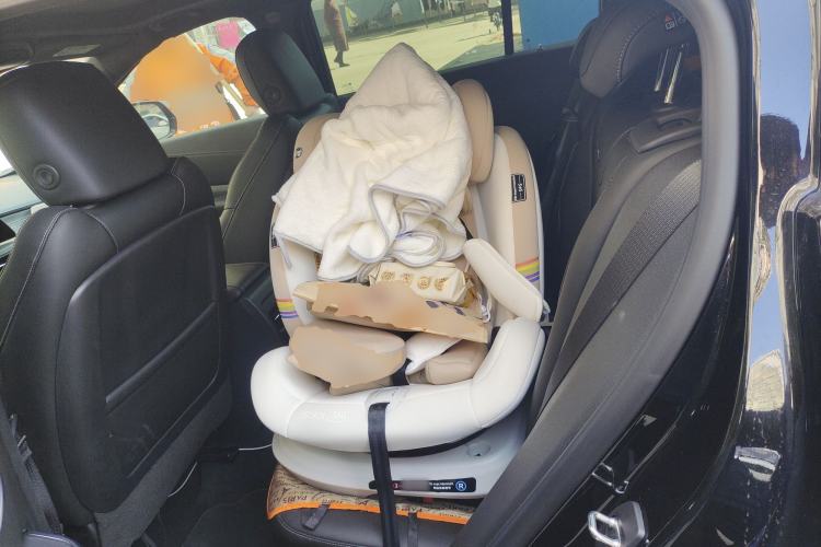 Used Cadillac XT4 2024 28T Two-Wheel-Drive Luxury Version