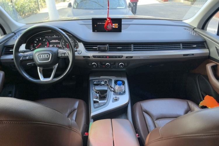 Used Audi Q7 2016 40 TFSI Comfort Model