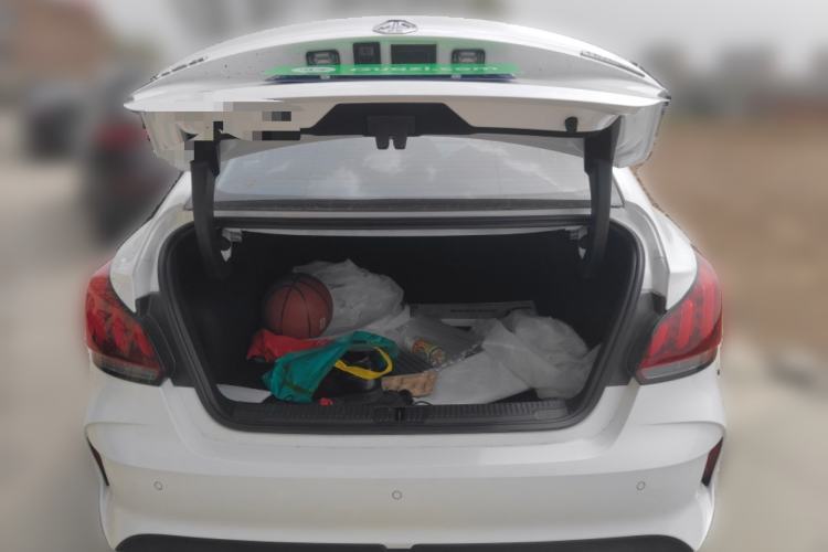 Used MG 5 2023 180 DVVT Manual Fashion Edition
