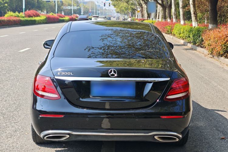 Used Mercedes-Benz E-Class 2019 E 260 L Exterior 9