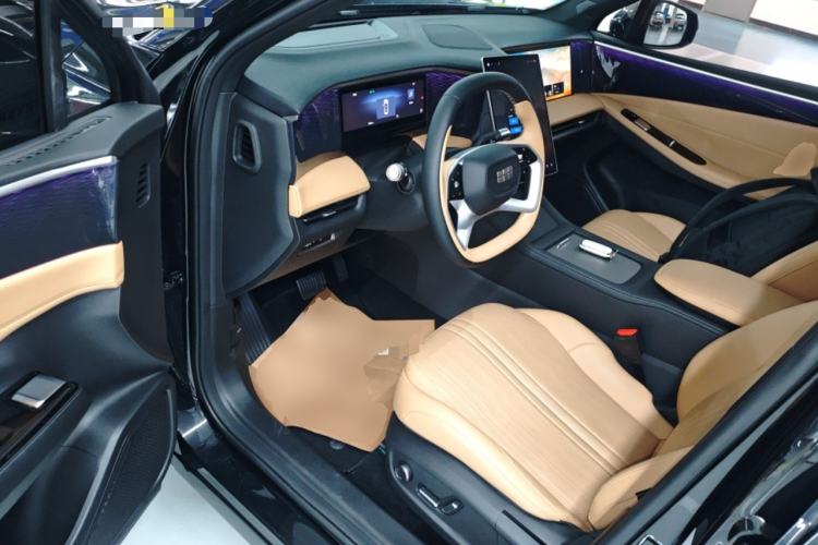 Used Geely Galaxy L7 2024 1.5T 115 km MAX Dragon Edition Driver Seat