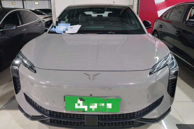 Used Hongqi EH7 2024 690 Pro Front