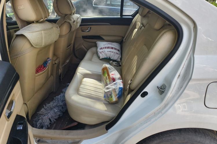 Used Great Wall C30 2015 1.5L AMT Luxury Model Left Rear Seat