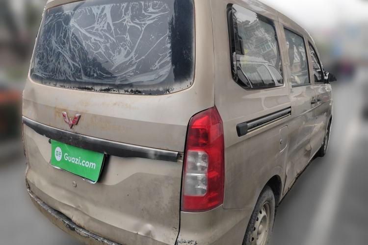 Used Wuling Hongguang V 2019 1.5L Jingqu Version China VI LAR