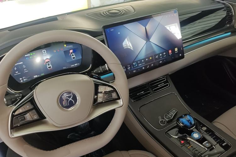 Used BYD Han 2025 DM-i Intelligent Driving Edition 125KM LiDAR Flagship Model
