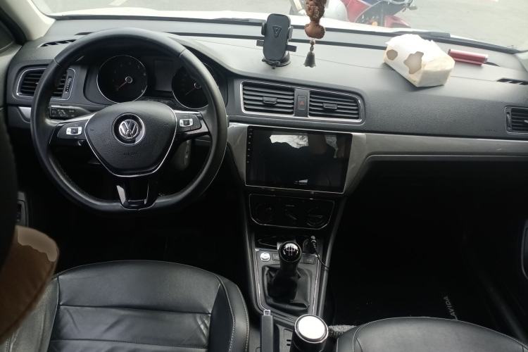 Used Volkswagen Lavida 2017 1.6L Manual Comfort Edition