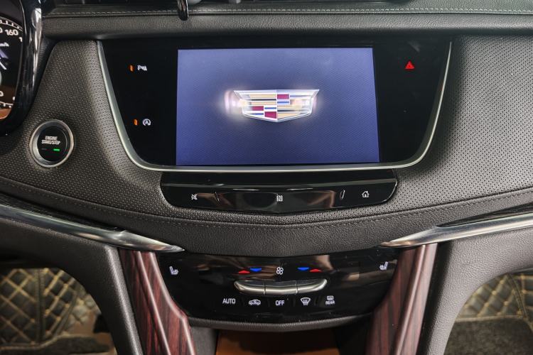 Used Cadillac XT5 2021 28T Luxury Model
