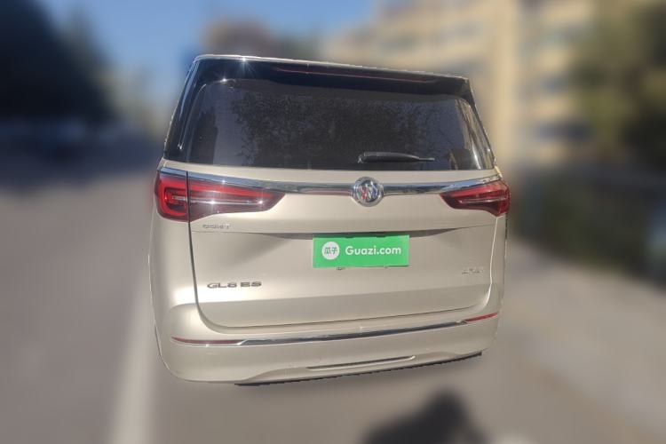 Used Buick GL8 2020 ES Land Cruiser 653T Luxury Model
