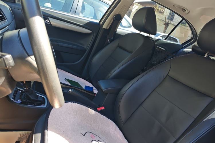 Used Volkswagen Lavida 2013 Revised Version 1.4 TSI DSG Comfort Edition Left Front Seat