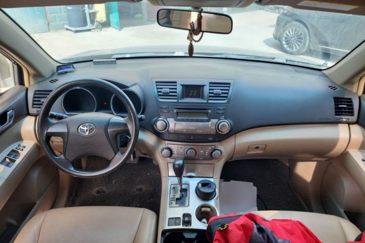 Used Toyota Highlander 2012 2.7L 2WD 5-Seater Elite Edition
