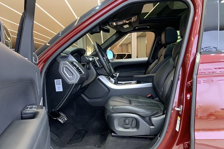 Used Land Rover Range Sport 2017 3.0 SC V6 HSE DYNAMIC Interior 6