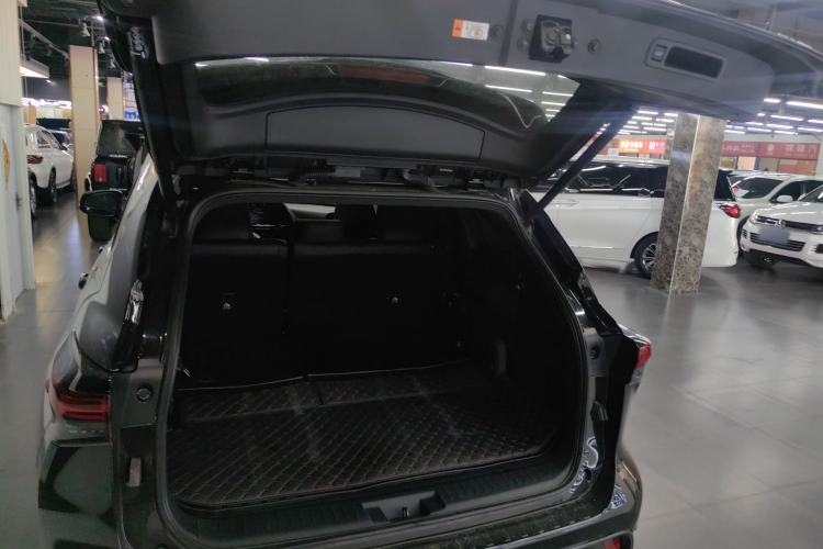 Used Toyota Crown Kluger 2023 2.5L HEV Four-Wheel Drive Prestige Edition Trunk